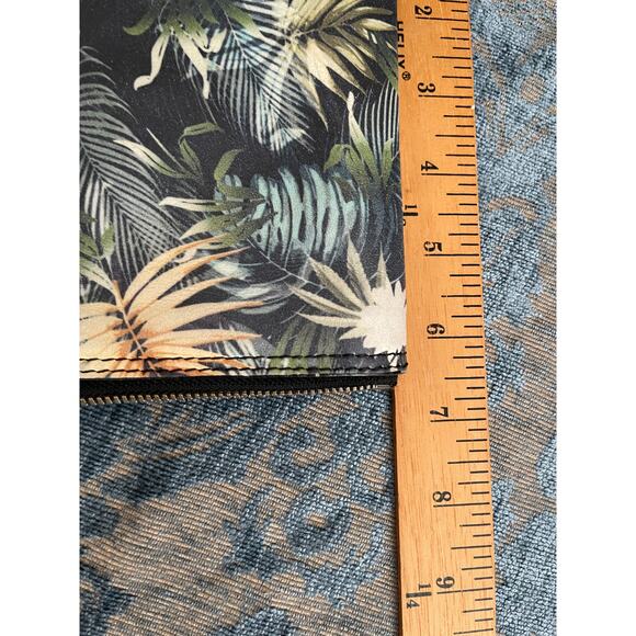 ZADIG & VOLTAIRE Jungle Leather Clutch Handbag ~Bag ~Excellent ~Guitar - Picture 16 of 16